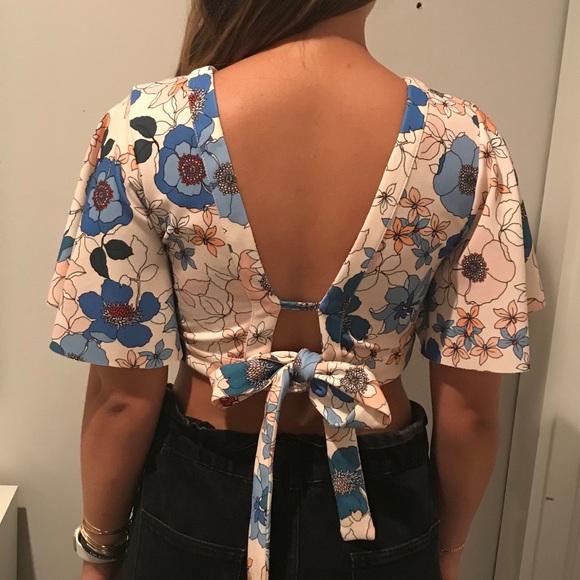 Zara floral crop! - Picture 3 of 4